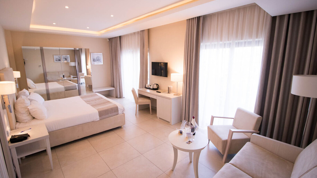 Maritim Antonine Hotel & Spa